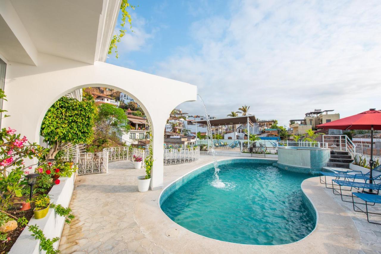 La Casa Blanca Aparthotel Puerto Vallarta Bagian luar foto