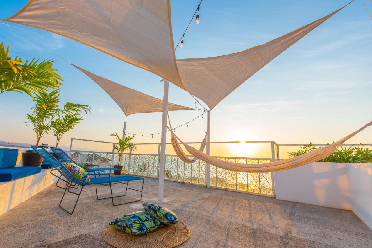La Casa Blanca Aparthotel Puerto Vallarta Bagian luar foto