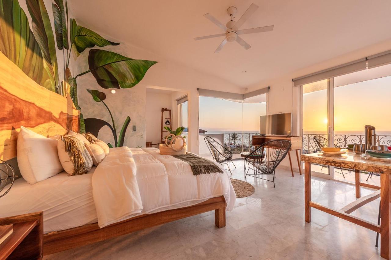 La Casa Blanca Aparthotel Puerto Vallarta Bagian luar foto