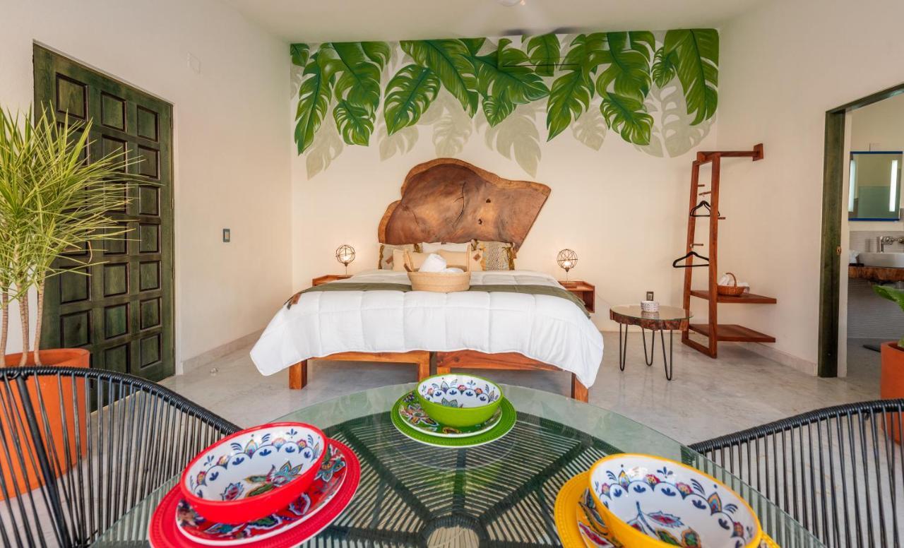 La Casa Blanca Aparthotel Puerto Vallarta Bagian luar foto