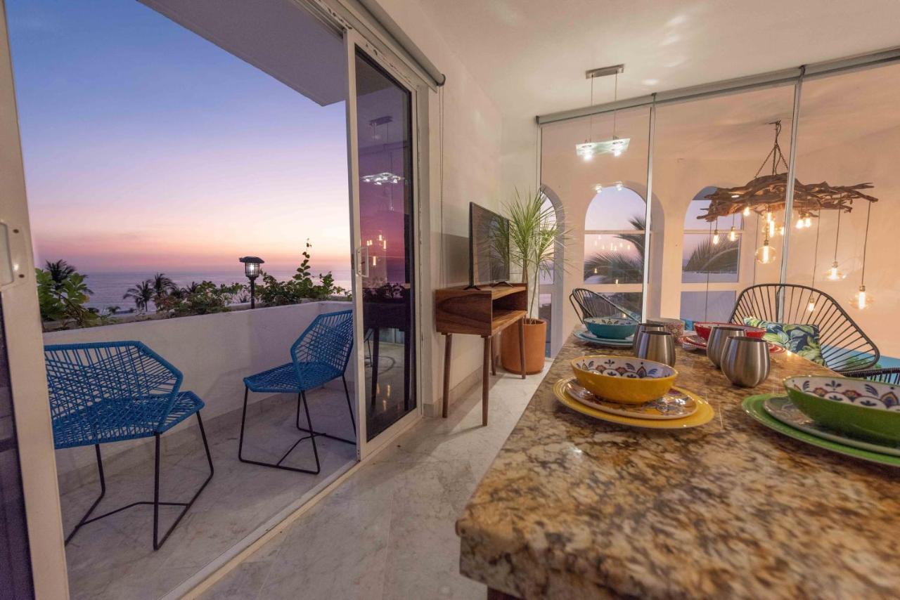 La Casa Blanca Aparthotel Puerto Vallarta Bagian luar foto