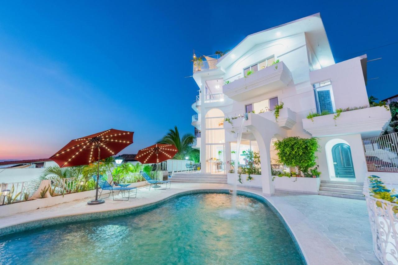 La Casa Blanca Aparthotel Puerto Vallarta Bagian luar foto