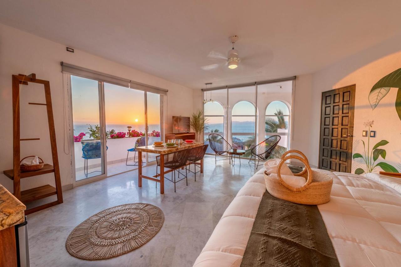 La Casa Blanca Aparthotel Puerto Vallarta Bagian luar foto