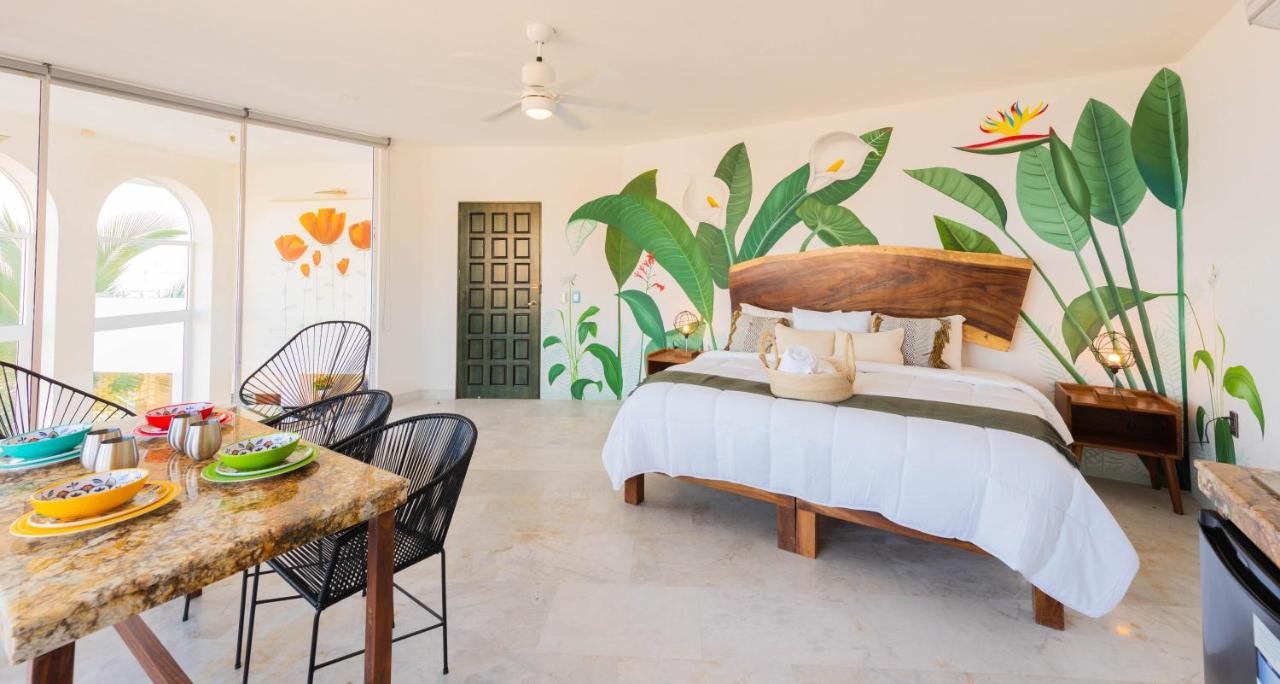 La Casa Blanca Aparthotel Puerto Vallarta Bagian luar foto